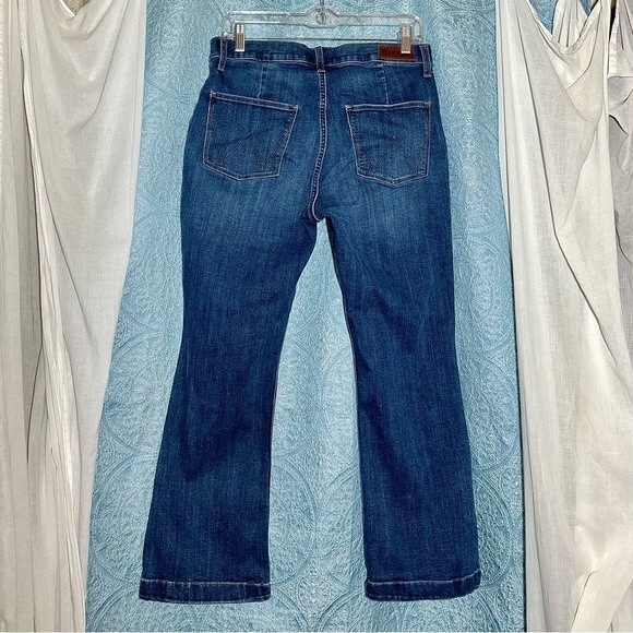Wrangler High Rise Kick Flare Denim Sz 31 - Picture 8 of 8